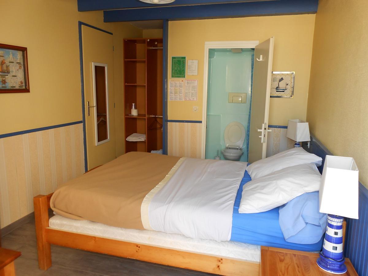 Hotel Le Cargo Рошфор Екстер'єр фото
